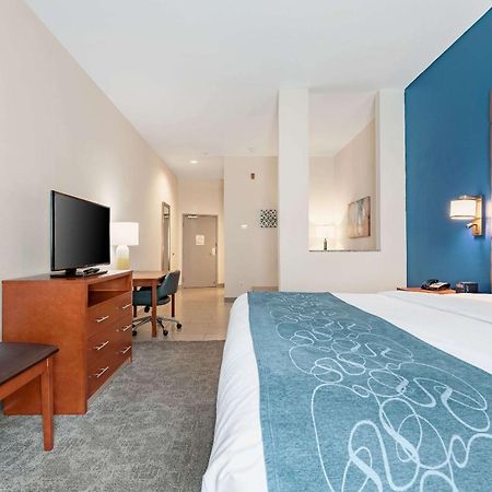 Comfort Suites Denham Springs Esterno foto