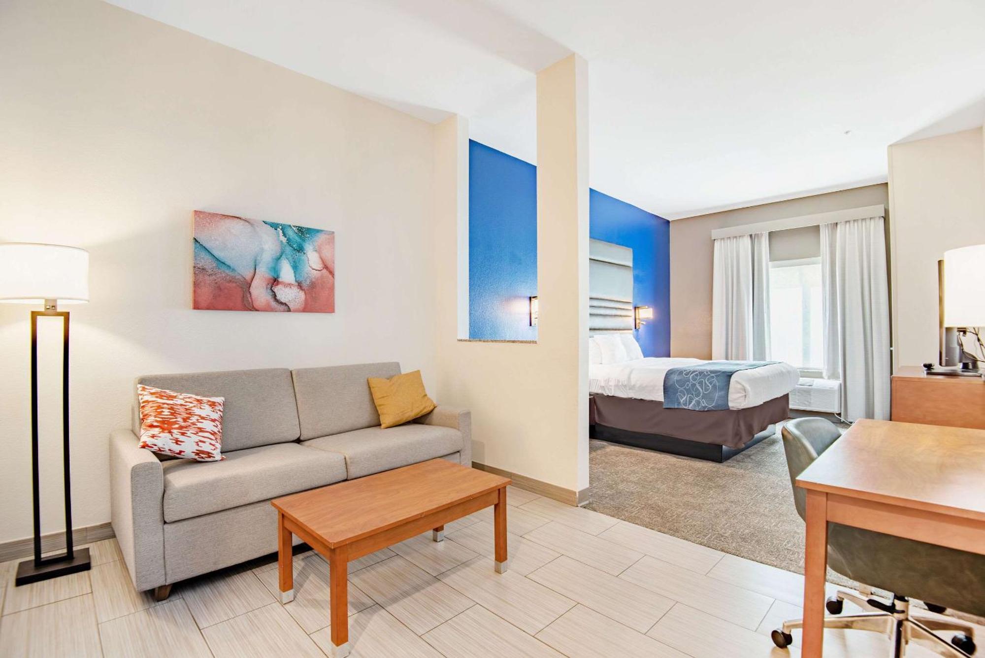 Comfort Suites Denham Springs Esterno foto