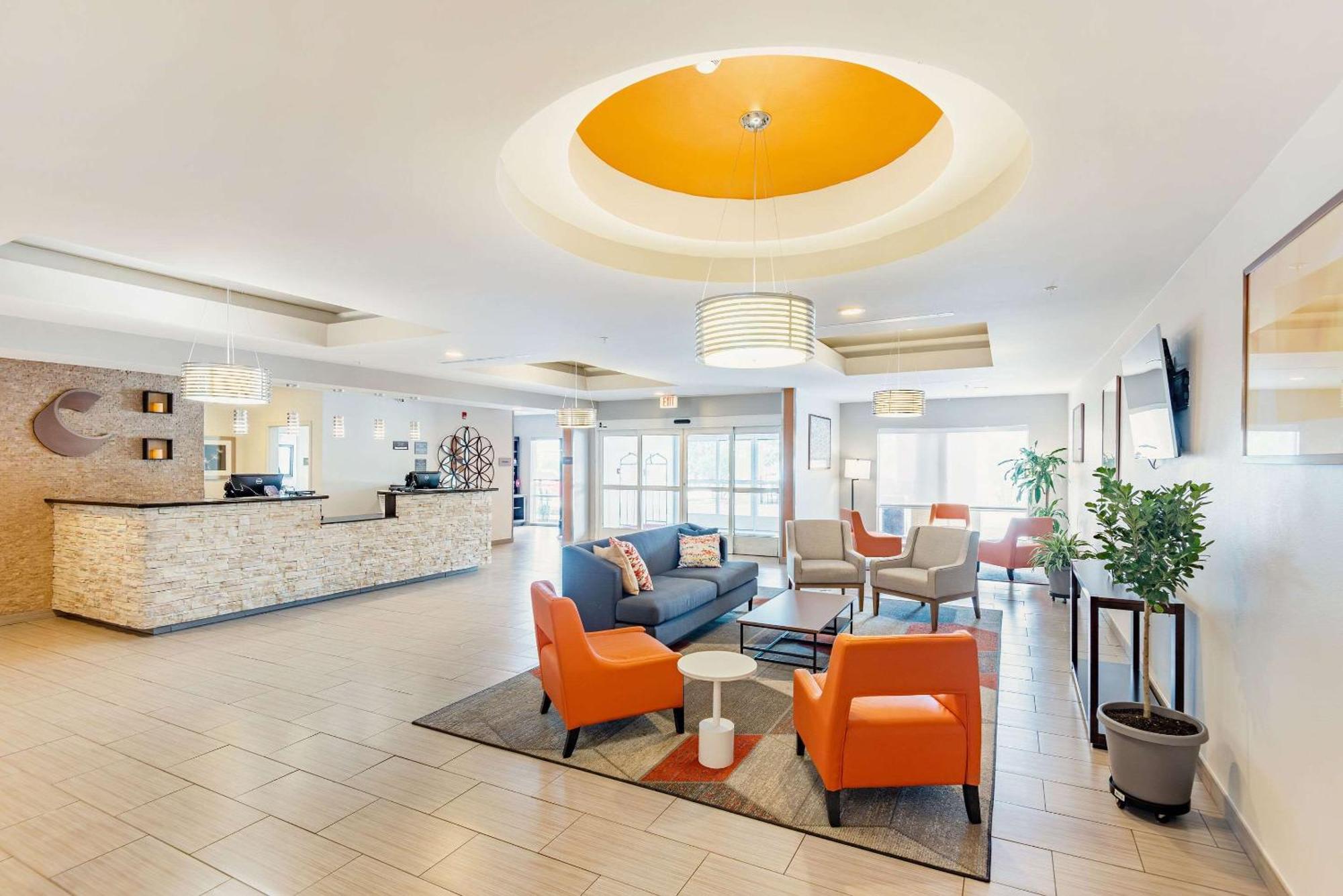 Comfort Suites Denham Springs Esterno foto