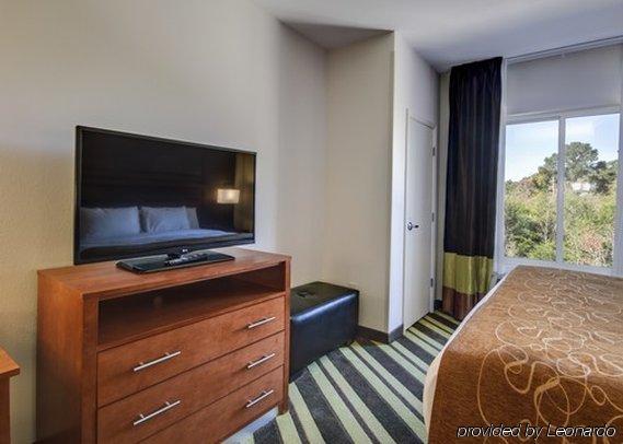 Comfort Suites Denham Springs Esterno foto